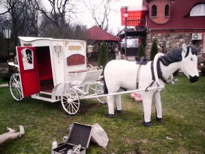 Кованная карета