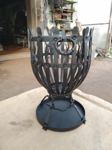 Кованная ваза